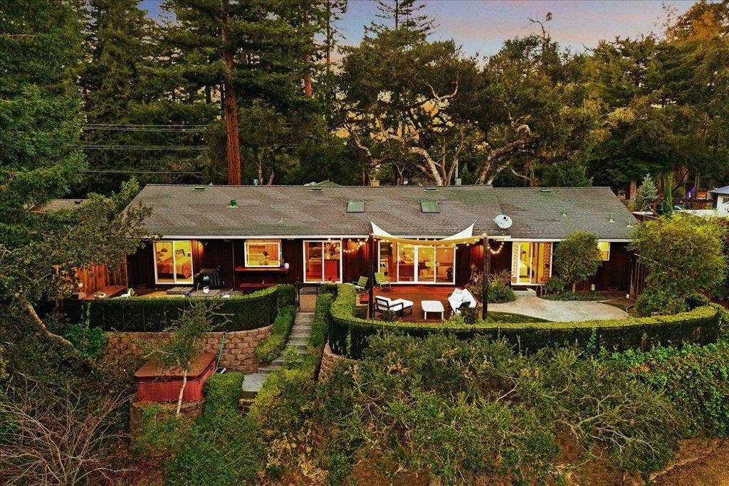 561 Hacienda Drive, Scotts Valley, CA 95066
