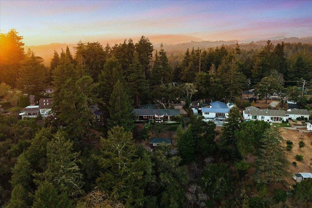 561 Hacienda Drive, Scotts Valley, CA 95066