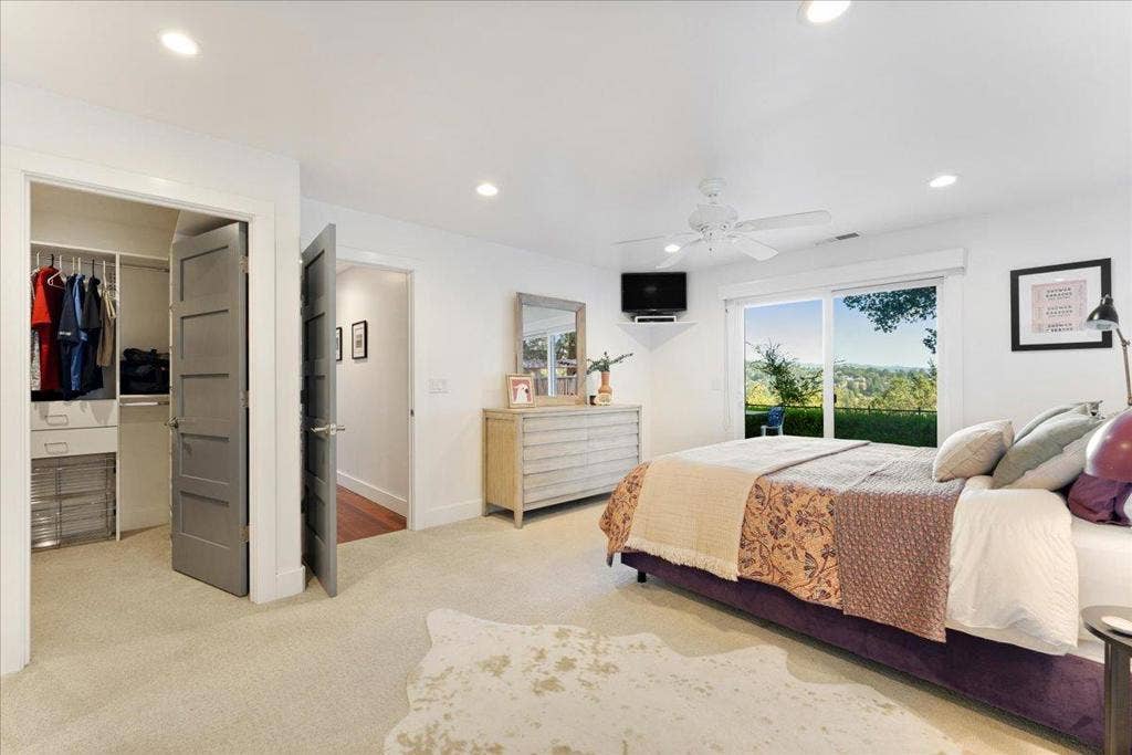 561 Hacienda Drive, Scotts Valley, CA 95066