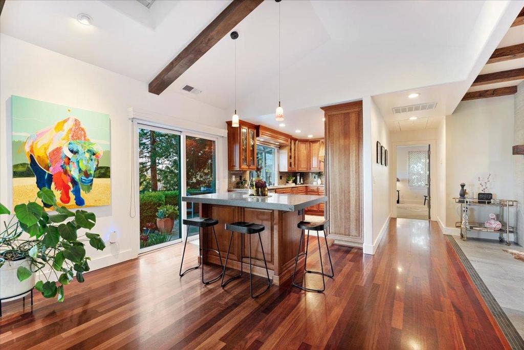 561 Hacienda Drive, Scotts Valley, CA 95066
