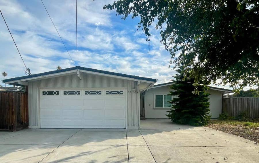 Property photo for 27704 Loyola Avenue, Hayward, CA