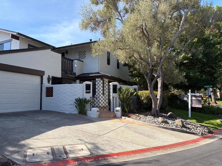 Property photo for 2485 Sharon Oaks Drive, Menlo Park, CA