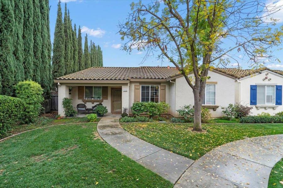 Property photo for 1316 White Oak Place, Gilroy, CA
