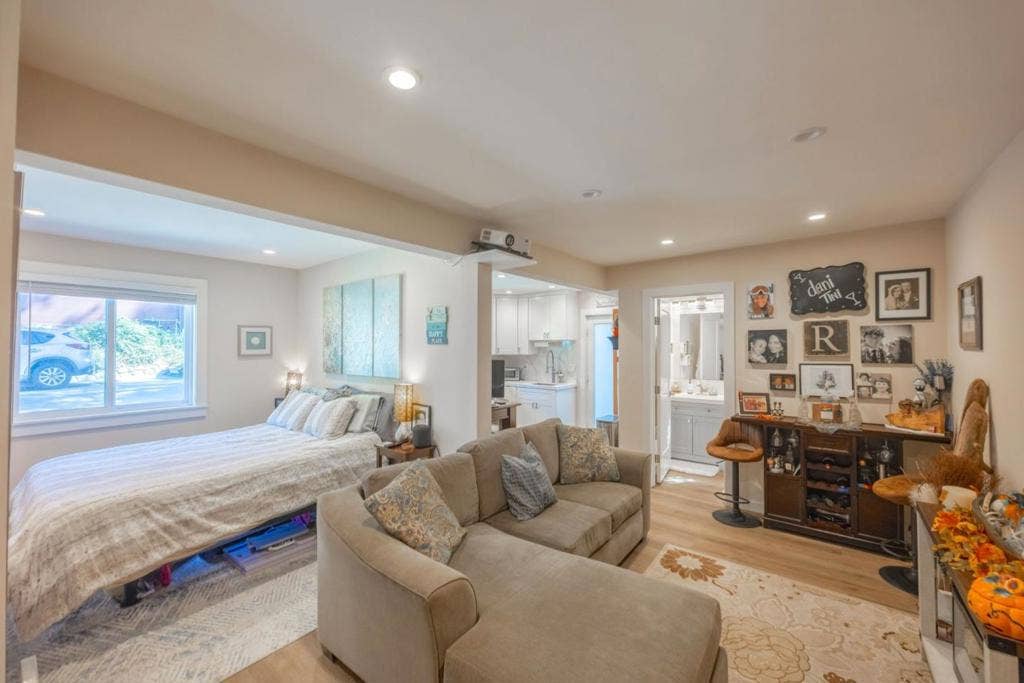 212 Dolores Street, El Granada, CA 94018 212 Dolores Street, El Granada, CA 94018