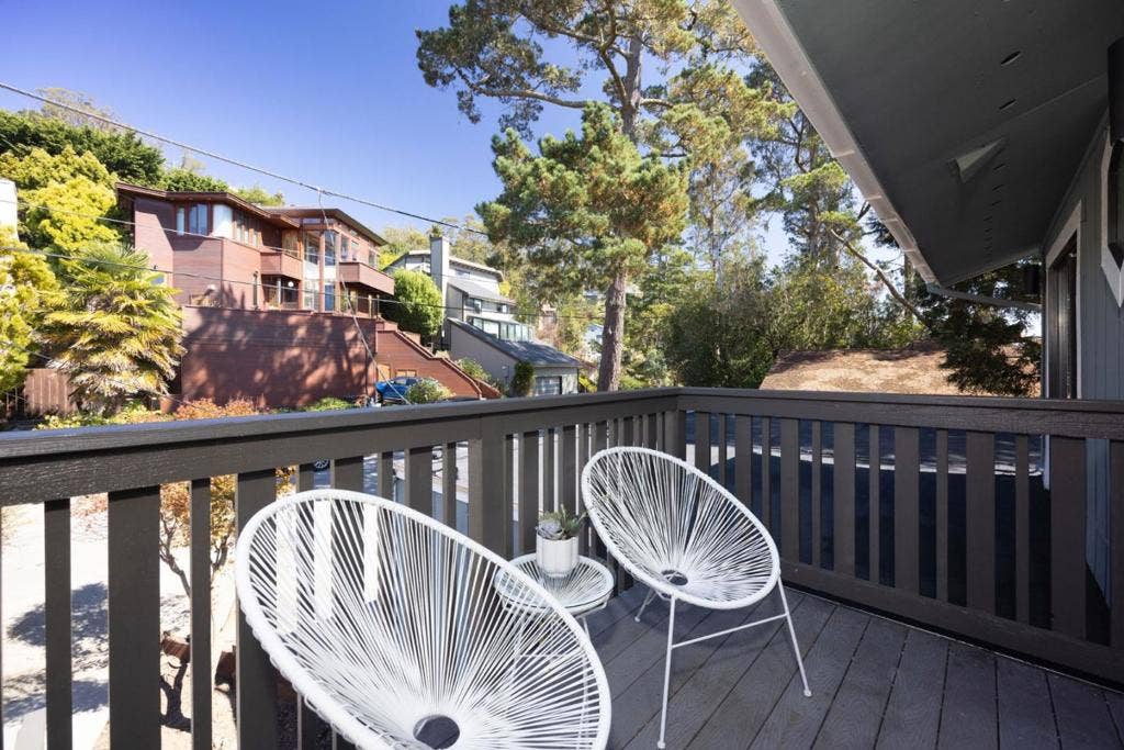 212 Dolores Street, El Granada, CA 94018 212 Dolores Street, El Granada, CA 94018