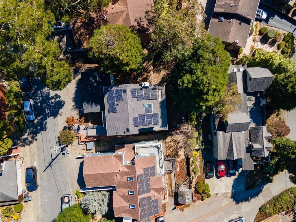 212 Dolores Street, El Granada, CA 94018 212 Dolores Street, El Granada, CA 94018