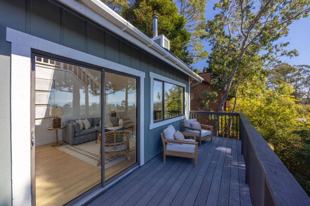 212 Dolores Street, El Granada, CA 94018 212 Dolores Street, El Granada, CA 94018