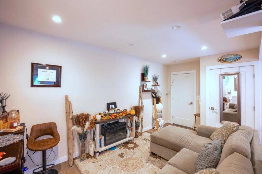 212 Dolores Street, El Granada, CA 94018 212 Dolores Street, El Granada, CA 94018
