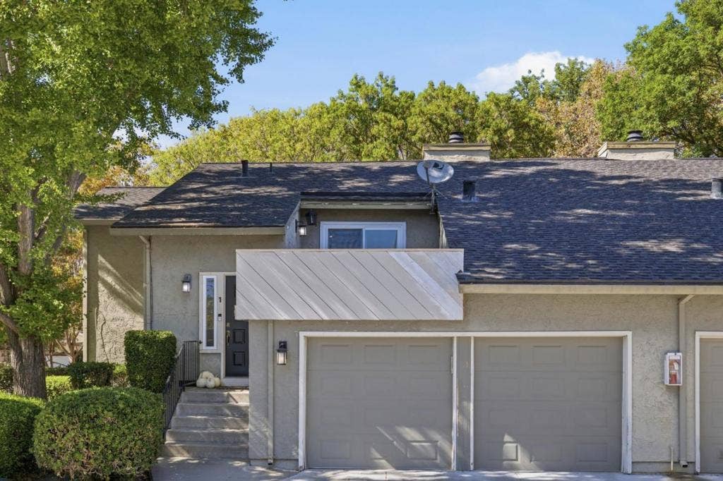 2124 Canoas Garden Avenue, #1, San Jose, CA 95125 2124 Canoas Garden Avenue, #1, San Jose, CA 95125