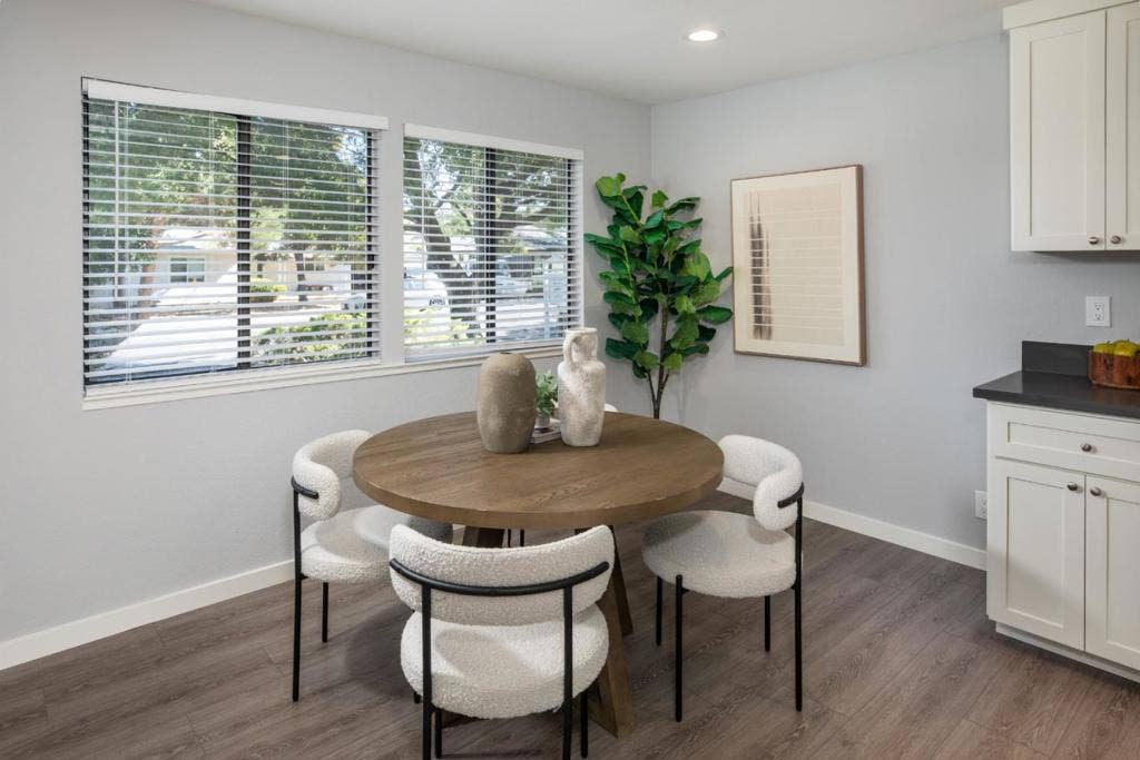 788 Pollard Road, Los Gatos, CA 95032