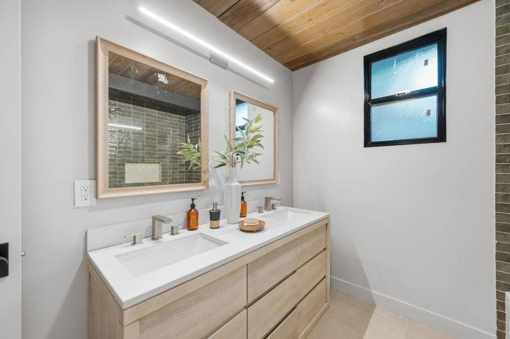 821 Cumberland Drive, Sunnyvale, CA 94087 821 Cumberland Drive, Sunnyvale, CA 94087
