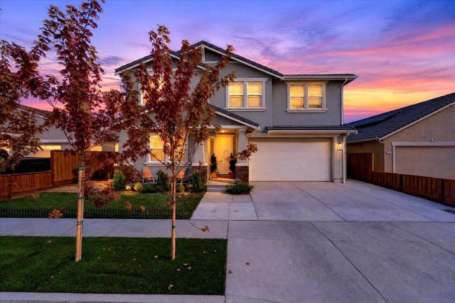 Property photo for 1910 Peony Street, Hollister, CA