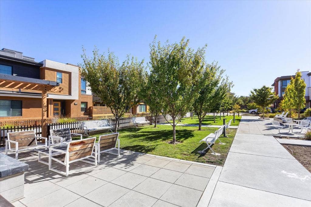 16319 Hamsher Court, Los Gatos, CA 95032 16319 Hamsher Court, Los Gatos, CA 95032