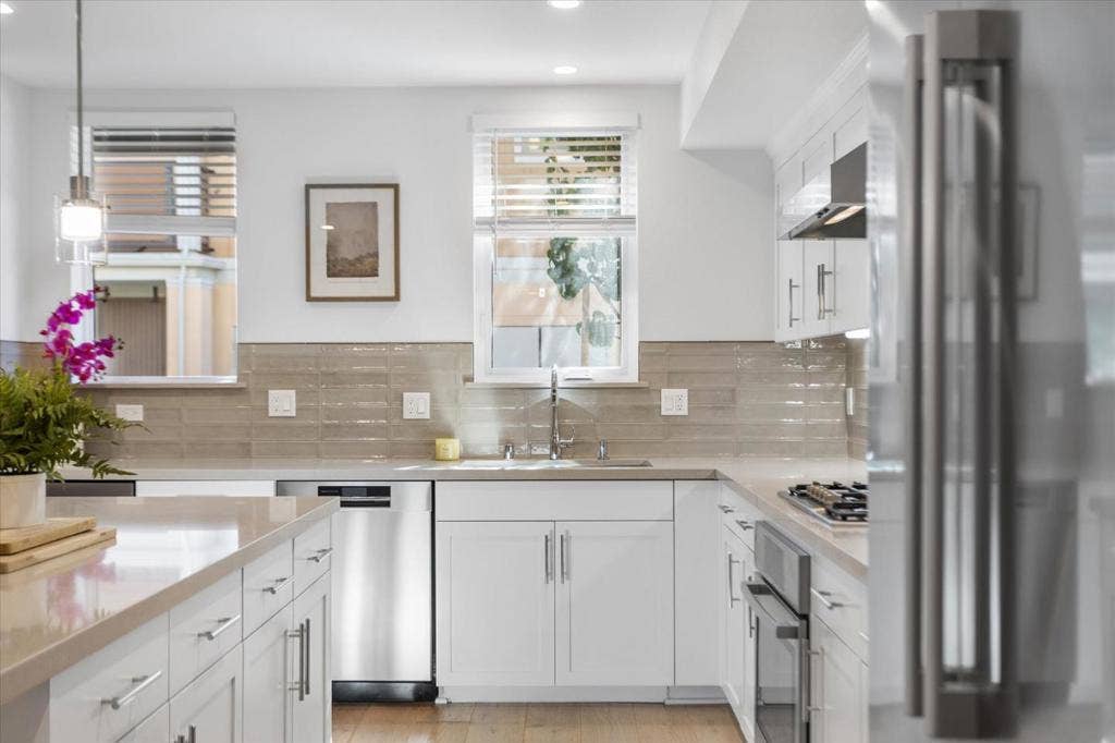 16319 Hamsher Court, Los Gatos, CA 95032 16319 Hamsher Court, Los Gatos, CA 95032