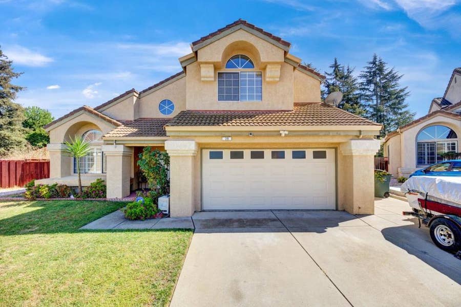 Property photo for 39 Stony Hill Court, Oakley, CA