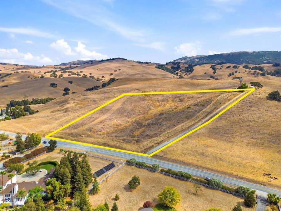 Property photo for 12800 New Avenue, San Martin, CA