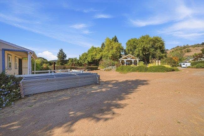 12170 Calle Uvas, Gilroy, CA 95020 12170 Calle Uvas, Gilroy, CA 95020