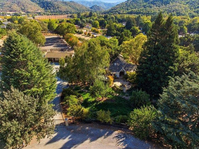 12170 Calle Uvas, Gilroy, CA 95020 12170 Calle Uvas, Gilroy, CA 95020