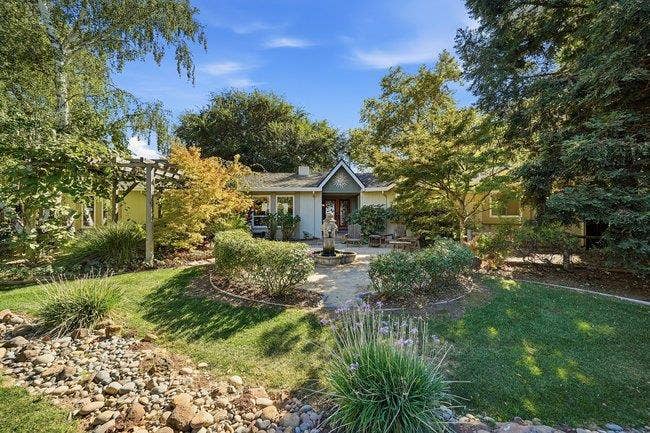 12170 Calle Uvas, Gilroy, CA 95020 12170 Calle Uvas, Gilroy, CA 95020