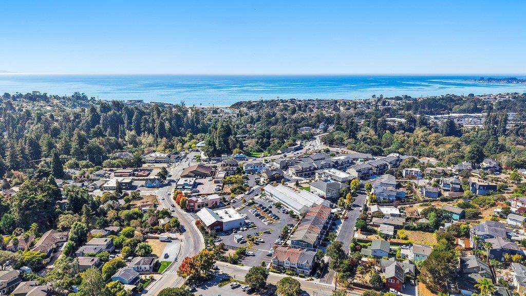 110 Mattison Court, Aptos, CA 95003 110 Mattison Court, Aptos, CA 95003