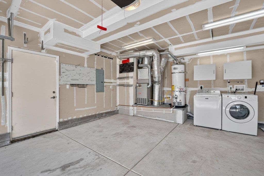110 Mattison Court, Aptos, CA 95003 Garage with laundry area.