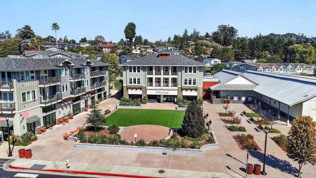 110 Mattison Court, Aptos, CA 95003 110 Mattison Court, Aptos, CA 95003