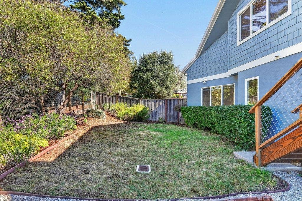 110 Mattison Court, Aptos, CA 95003 Backyard with stairs to deck.