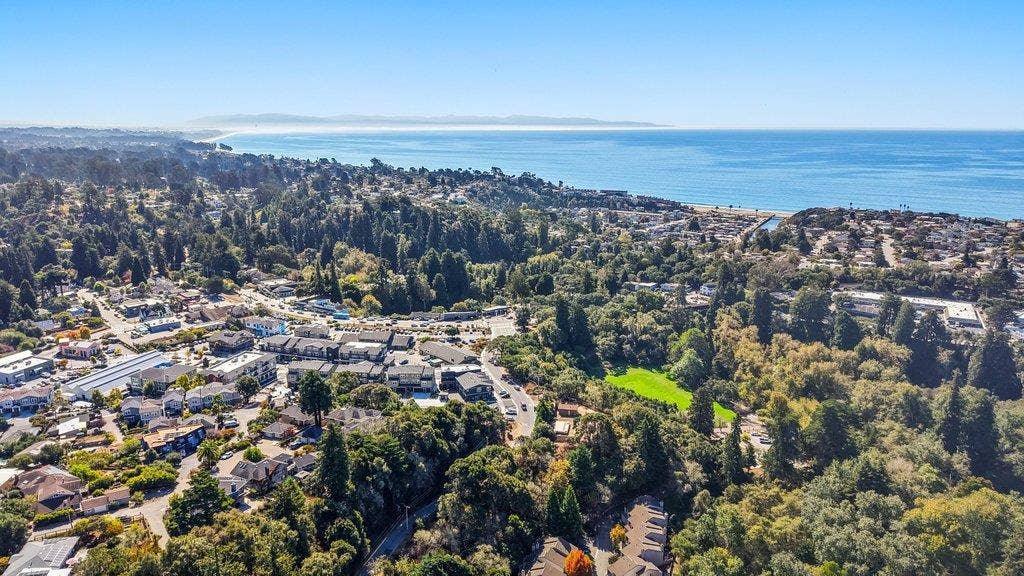 110 Mattison Court, Aptos, CA 95003 110 Mattison Court, Aptos, CA 95003