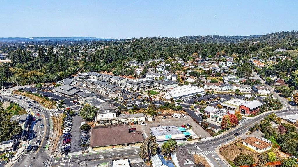 110 Mattison Court, Aptos, CA 95003 110 Mattison Court, Aptos, CA 95003