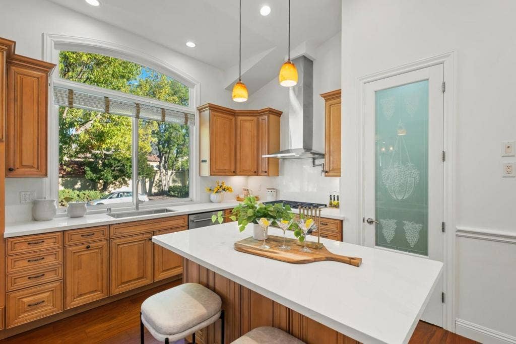 7408 Stanford Place, Cupertino, CA 95014