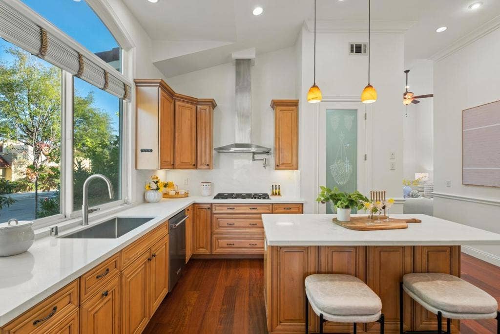 7408 Stanford Place, Cupertino, CA 95014
