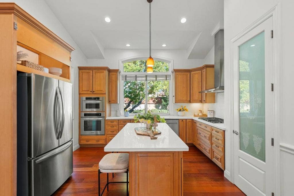 7408 Stanford Place, Cupertino, CA 95014