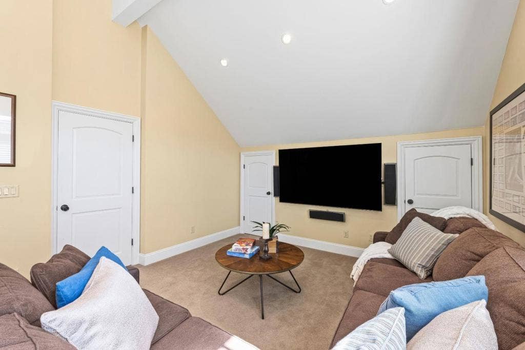 3813 Mountcliffe Court, San Jose, CA 95136
