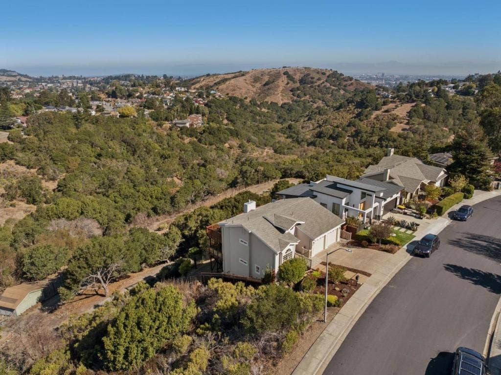 61 Ralston Ranch Road, Belmont, CA 94002