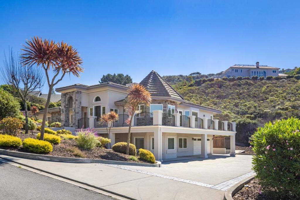 11530 Spur Road, Monterey, CA 93940