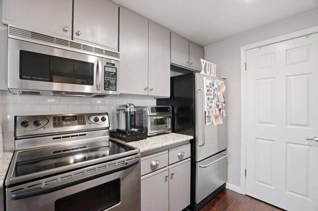 5940 Bridgeport Lake Way, San Jose, CA 95123