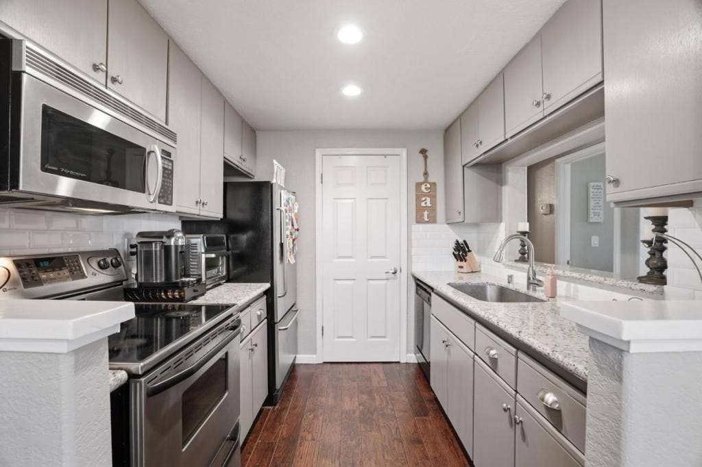 5940 Bridgeport Lake Way, San Jose, CA 95123