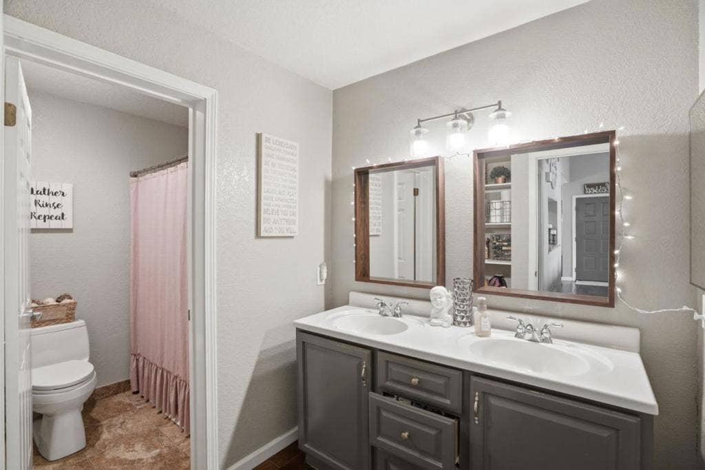 5940 Bridgeport Lake Way, San Jose, CA 95123