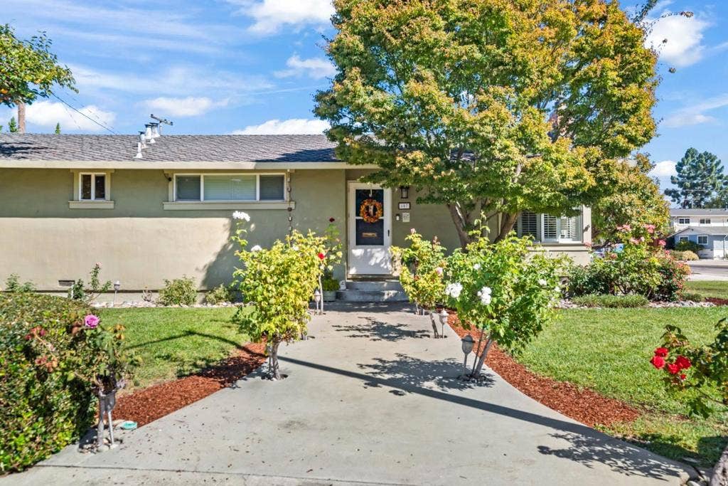 607 Los Olivos Drive, Santa Clara, CA 95050