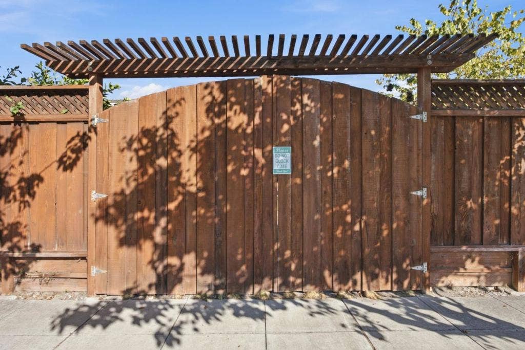 6122 Banner Court, San Jose, CA 95123
