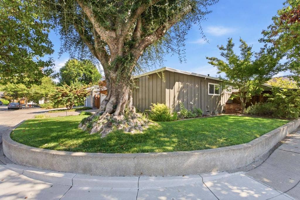 6122 Banner Court, San Jose, CA 95123