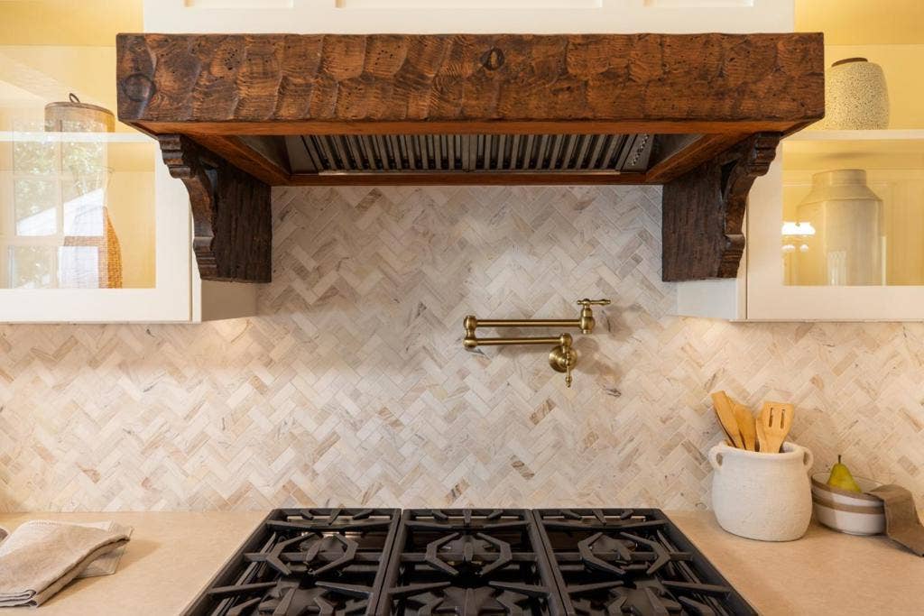 5752 Freedom Boulevard, Aptos, CA 95003
