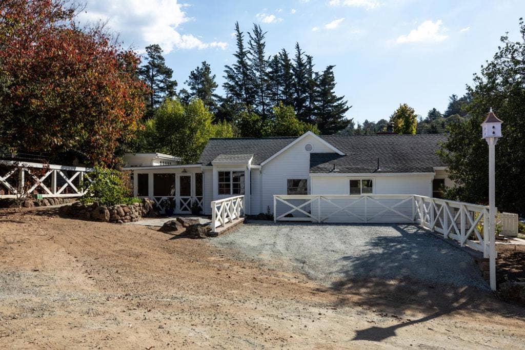 5752 Freedom Boulevard, Aptos, CA 95003