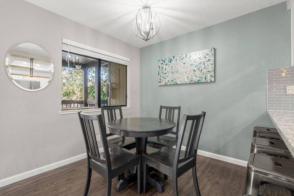 966 Apricot Avenue, Campbell, CA 95008