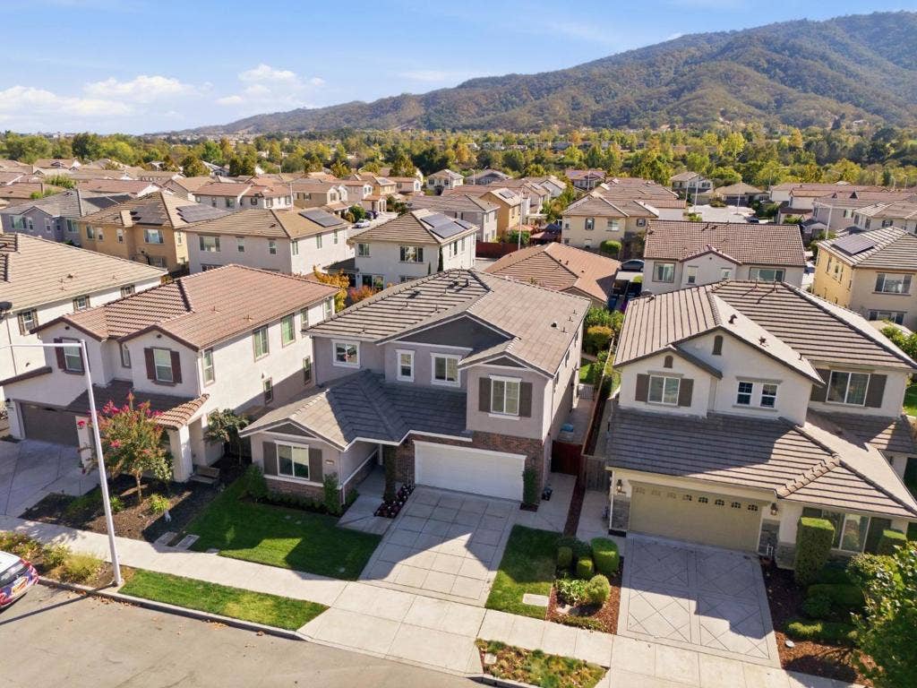 1780 Tarragon Drive, Gilroy, CA 95020