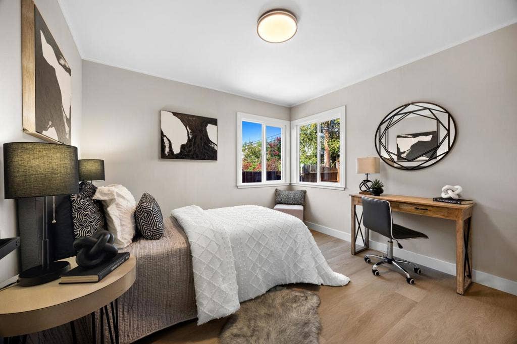 725 Guildford Avenue, San Mateo, CA 94402