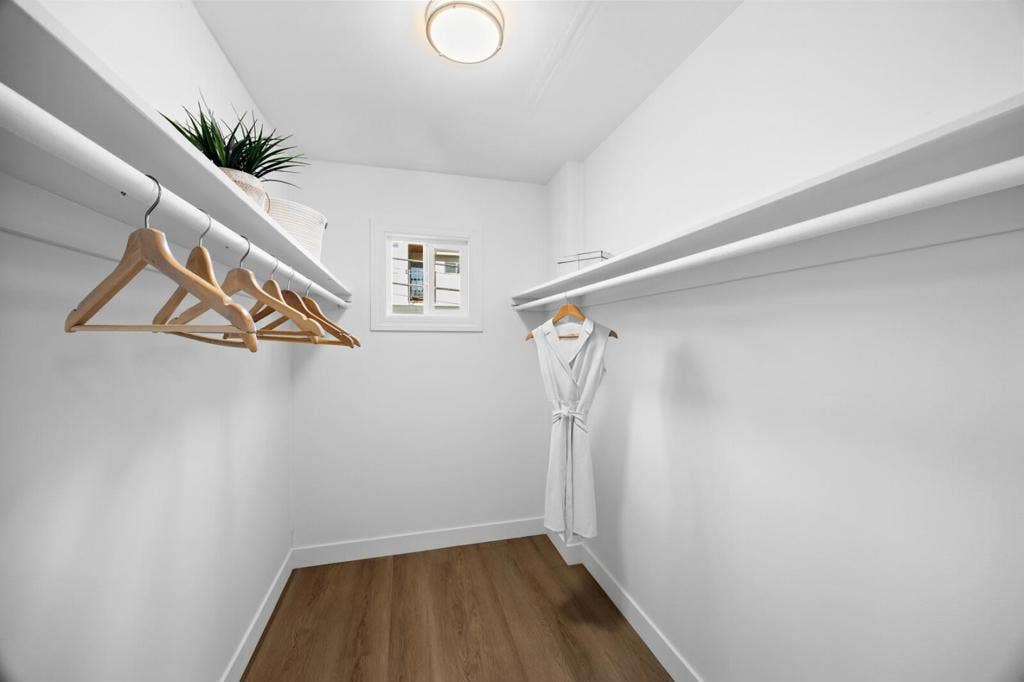 725 Guildford Avenue, San Mateo, CA 94402