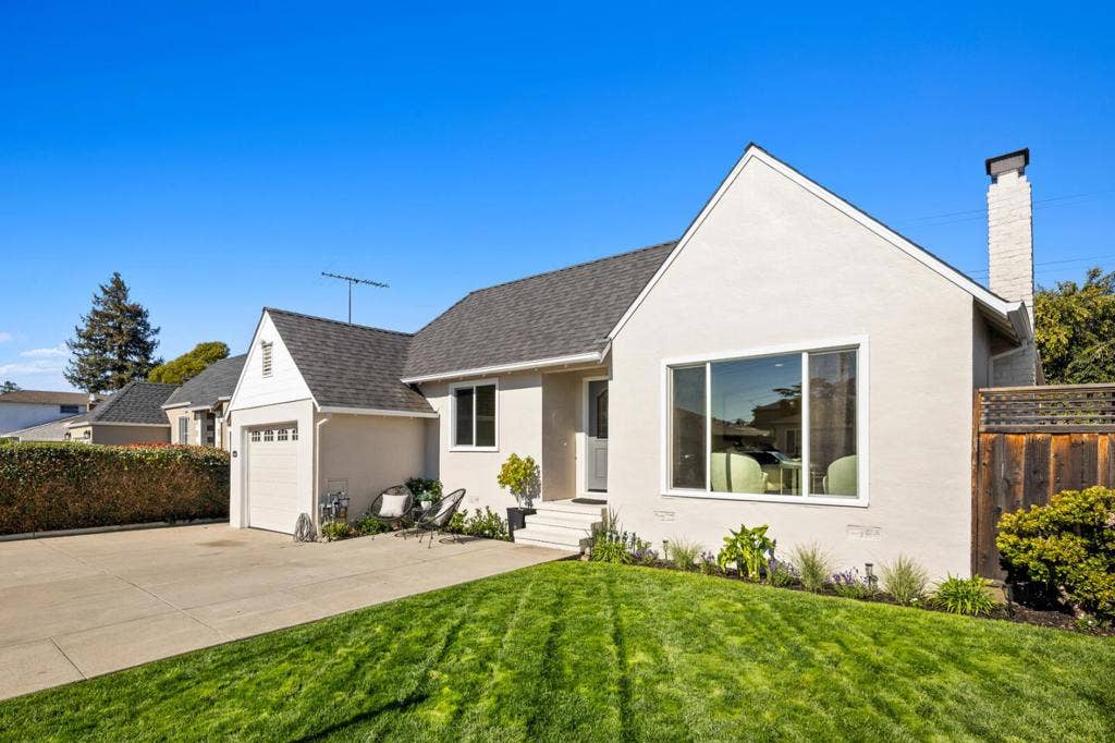 725 Guildford Avenue, San Mateo, CA 94402