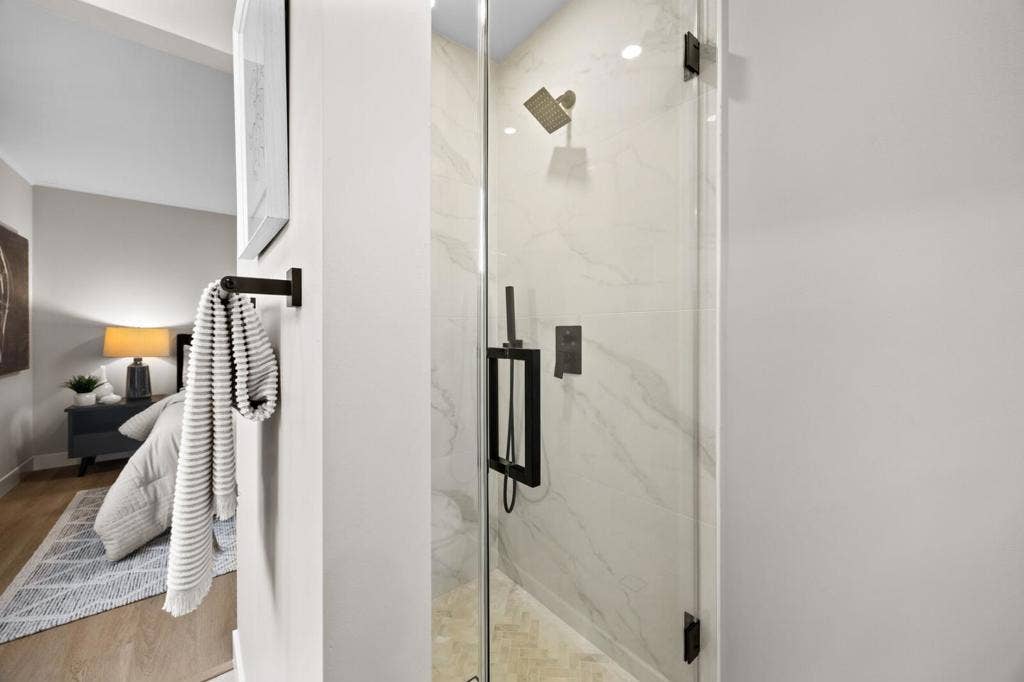 725 Guildford Avenue, San Mateo, CA 94402