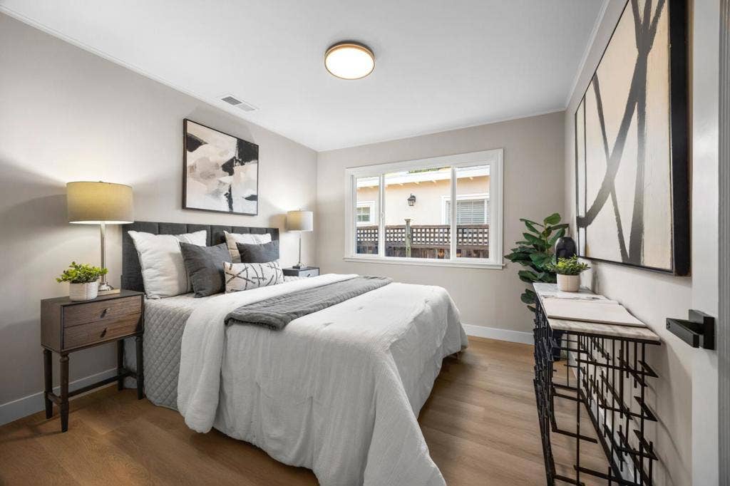 725 Guildford Avenue, San Mateo, CA 94402